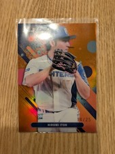 Hiromi Itoh 2025 Topps Finest NPB #204 Orange Refractor 14/25