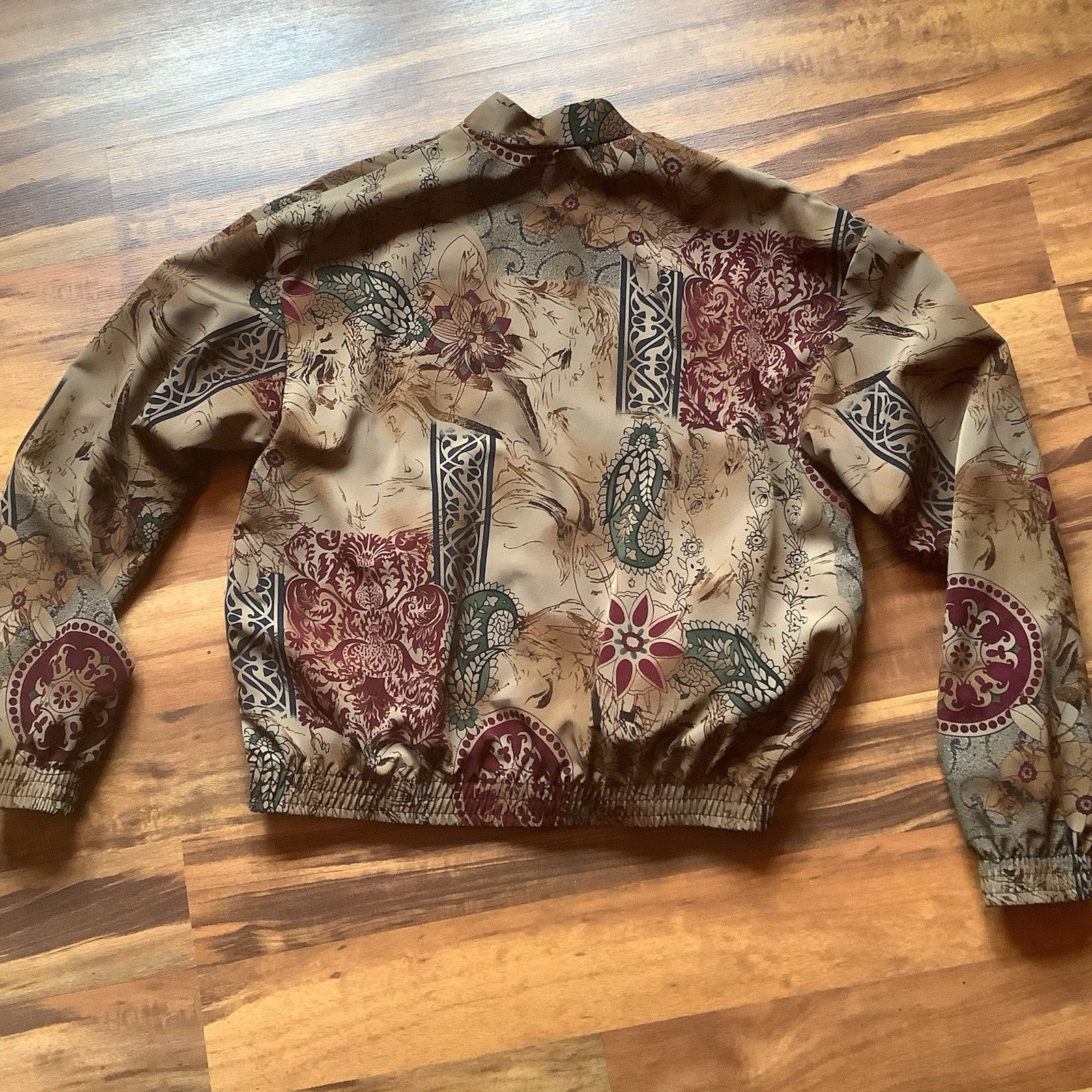 Unbranded Size Medium Full Zip Patterned Lightwei… - image 7