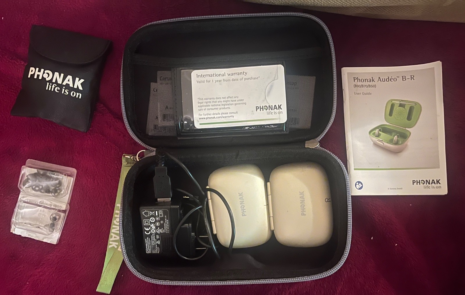 Phonak Audeo B90-R Hearing Aids Pair W/Charger UNTESTED LIGHTS UP