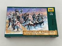 Zvezda LivläNdischen Knights Xiii A. D.1 : 72 8016 Modell