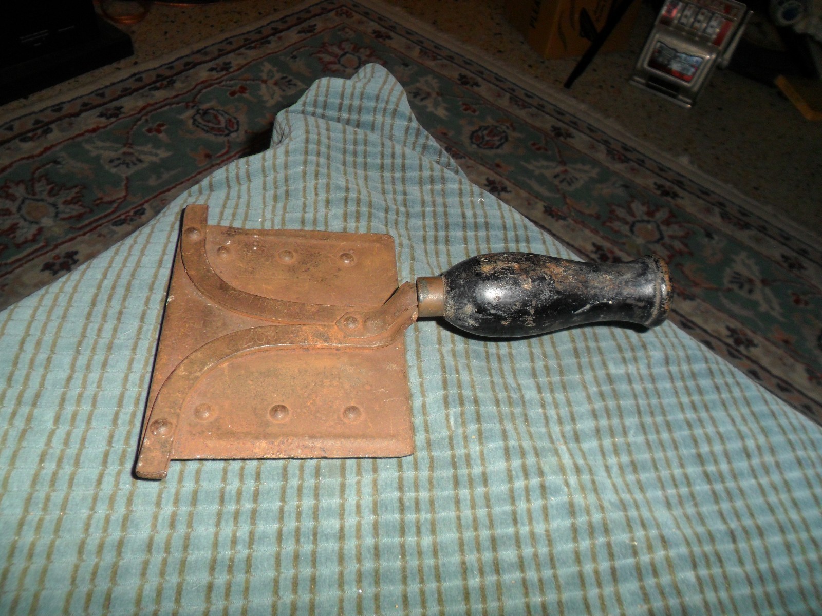 Picture 1 of 4