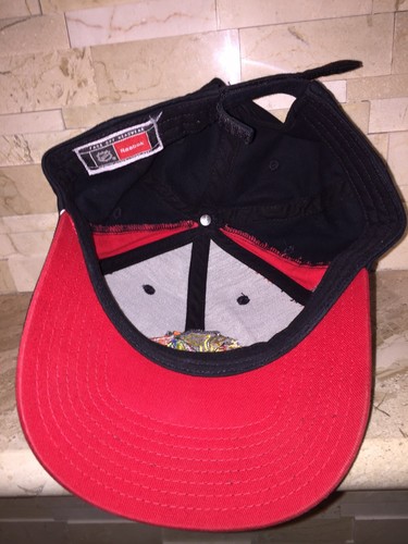 GORRA AJUSTABLE CHICAGO BLACKHAWKS REEBOK NUEVA SIN ETIQUETAS - Imagen 4 de 7