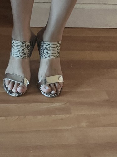 Stuart Weitzman Myslide Mules Snake Stiletto Sandals Pumps EUC US Womens Sz 8.5 - Picture 13 of 15