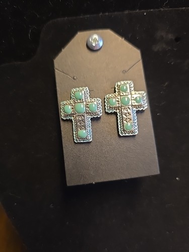 Pretty Cross Earings 