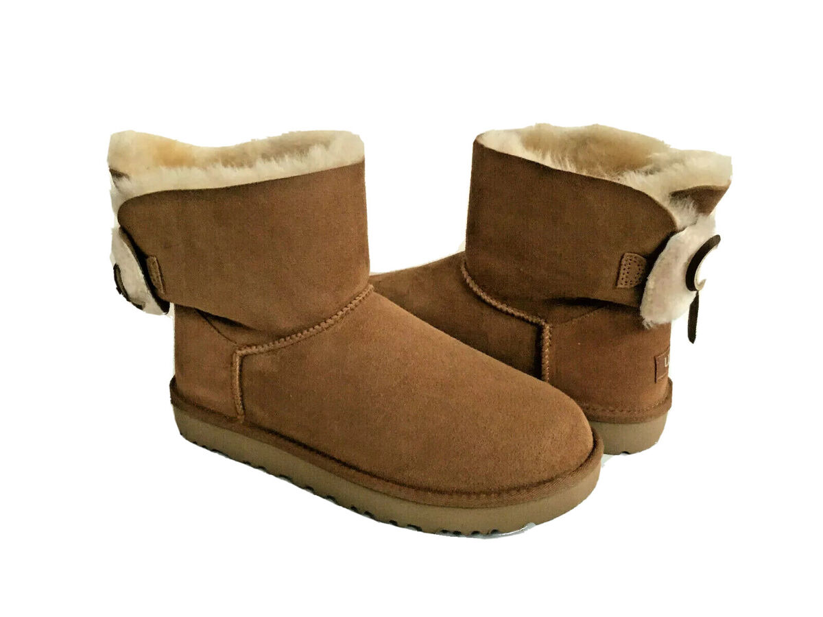 UGG CLASSIC BAILEY DOUBLE BOW MINI CHESTNUT SHEARLING BOOT US 8 / EU 39 /  UK 6