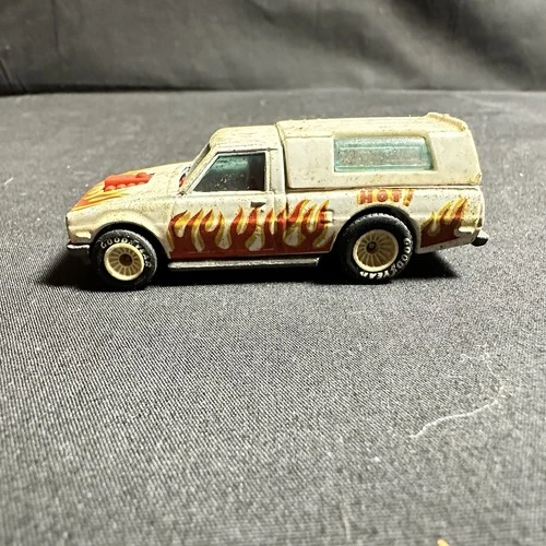 RARE Hot Wheels Vintage Real Riders 1979 Dodge D-50 Flames Truck White Hubs