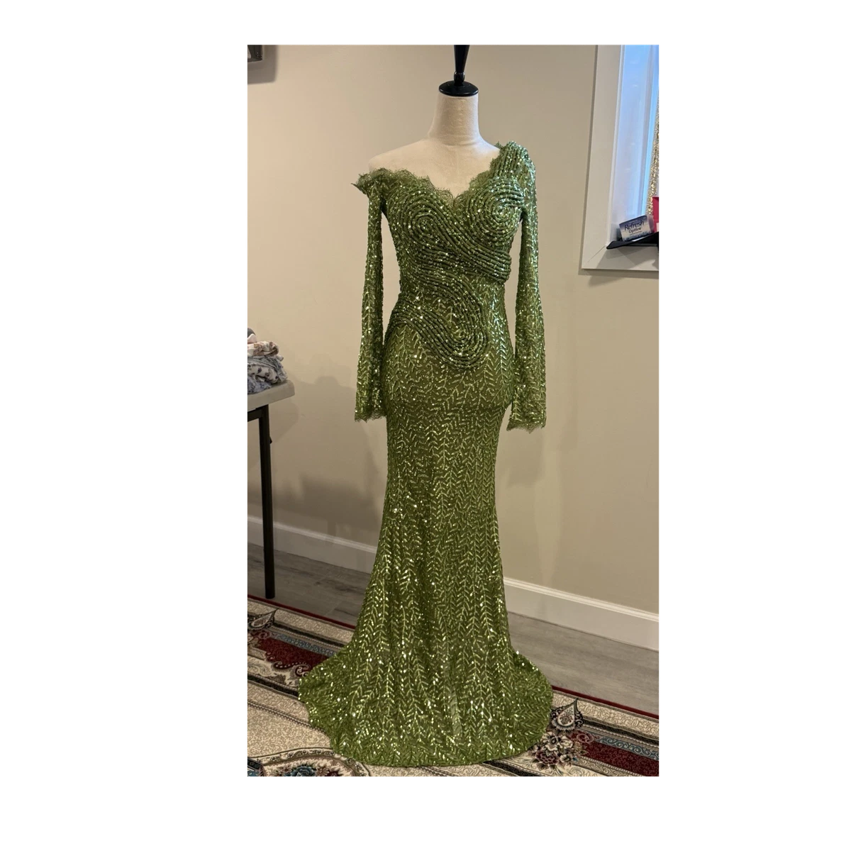 green emerald velvet dress Amazon.com: Ladyful Elegant Cotton Shirt Dress for Women A-line Long Sleeve  Maxi Dress Green : Clothing, Shoes & Jewelry main image 1