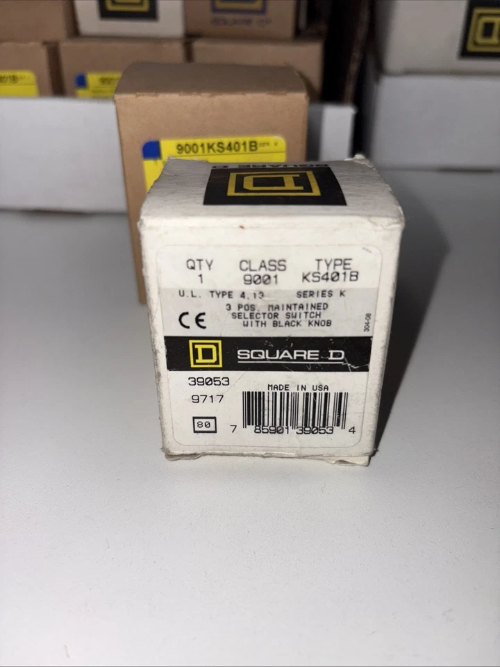 Interruptor selector SCHNEIDER ELECTRIC 9001KS401, 30 mm, 3 posiciones, Stay Put nuevo Foto 4 de 4