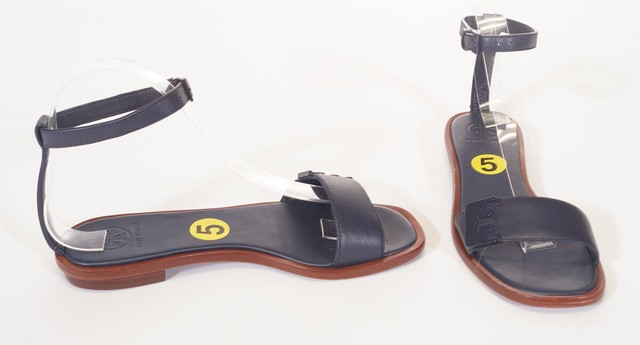 gabrielle flat tory burch