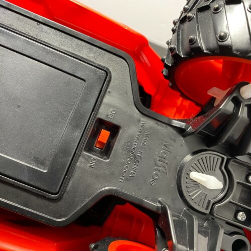 Red Pickup R/C Truck Off Road Vehicle 27 MHz by Maisto Tech Racing Toy - Picture 7 of 7