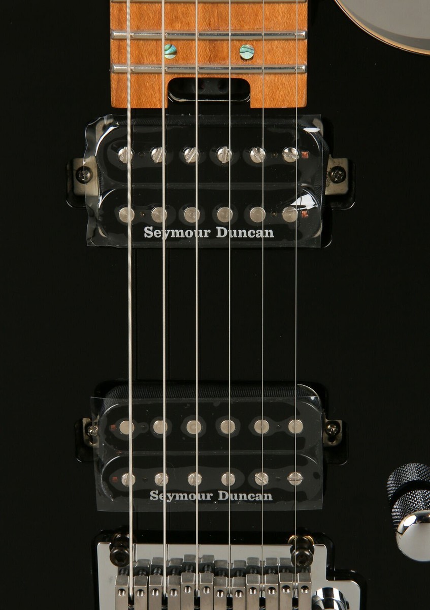 Cort G300 Pro Black Maple Top Alder Stainless Fret Duncan SH2N TB4