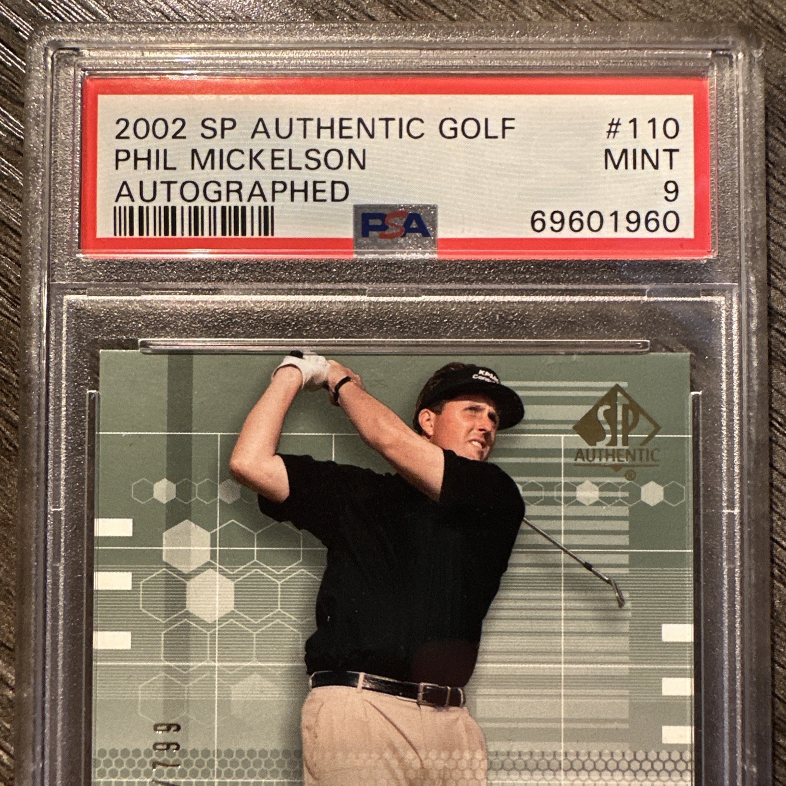Phil Mickelson 2002 UD SP Authentic Golf #110 Rookie Auto 241/799 PSA 9 On-Card view 4