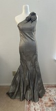Va Va Voom One-Shoulder Gown for Weddings size S 