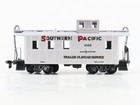 HO Scale Roundhouse SP Southern Pacific Offset Cupola Caboose #1033 — photo 1