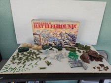 WWII Battleground - VINTAGE and RECAST 54mm - 116 pieces in original Marx box