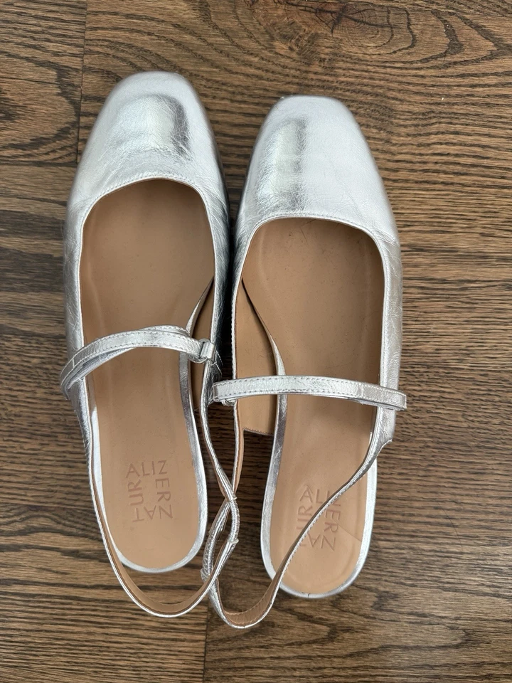 Naturalizador CONNIE MARY JANE SLINGBACK PLANO Talla: 10 Plateado Foto 2 de 4