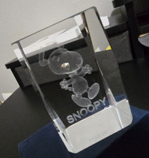 Snoopy Crystal Cube Laser Engraved with Origi...