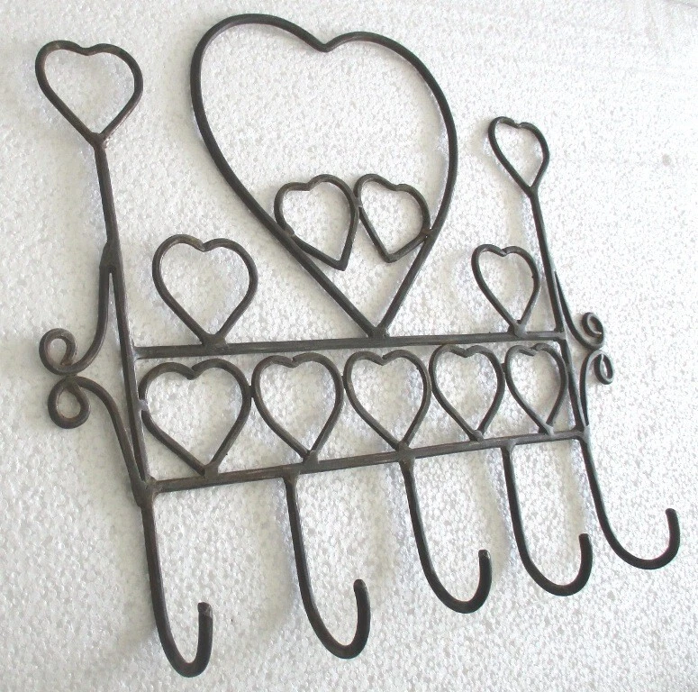 ANTIGUO GANCHO PERCHA PARA UTENSILIOS DE COCINA DE CARNICERO VINTAGE DOCE CORAZONES. Foto 2 de 4