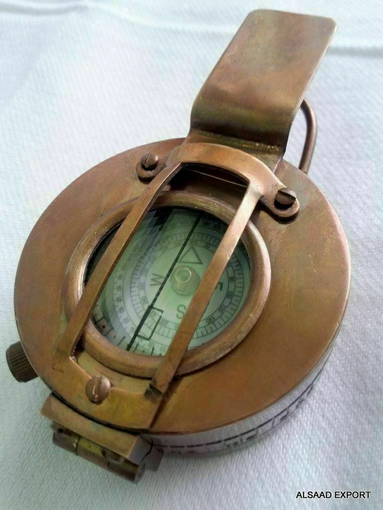 Boussole Prismatique Militaire Ancienne – Laiton Et Verre – Reproduction Vintage