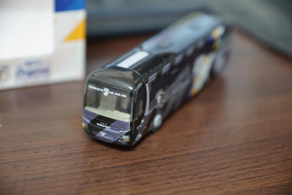 1:87 人狮子巴士 Rietze — 第 3/4 张图片