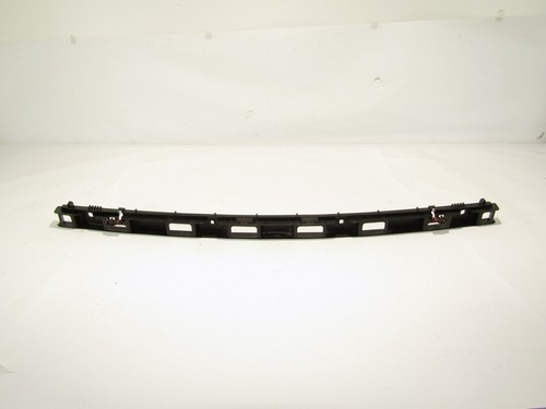 VW TOURAN 2011 Front BUMPER MIDDLE BRACKET Halter Stoßstange Führung Vorne Mitte