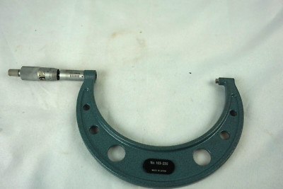 Mitutoyo 5-6'' outside micrometer 103 220 .0001