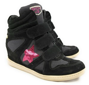 skechers heel sneakers