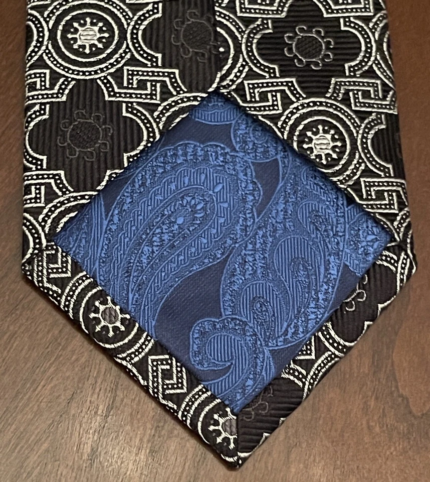 Corbata de cuello Enrico Venturi Cravatte negra gris 100 % seda para hombre hecha en China Foto 2 de 4