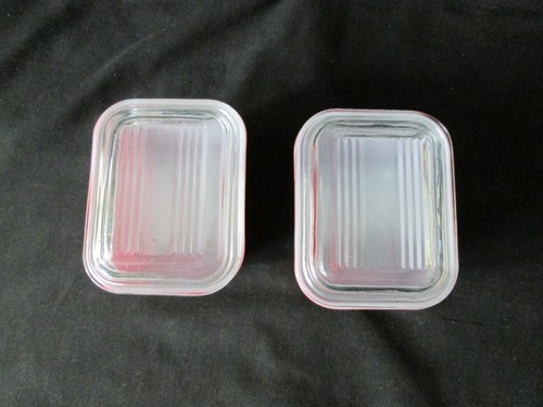 Lot Of 2 Vintage Pyrex Red 0501 Milk Glass Refrigerator #12 Dishes W/ 501-C Lids - Picture 6 of 12