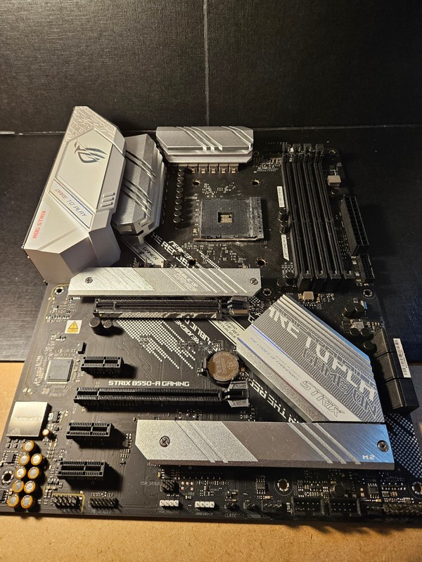ASUS ROG STRIX B550-A Gaming ATX AM4 DDR4 Motherboard Faulty (broken socket)