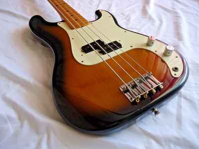 1997 Fender Japan CIJ PB57-70US Precision Bass Tobacco 2 Tone Sunburst.