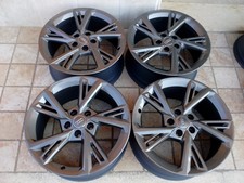 4 CERCHI IN LEGA 18 ORIGINALI AUDI A3 Q2 Q3 VW GOLF 5 6 7 8
