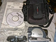 Hitachi DVD Cam 240x Digital Zoom 10x Optical Video Recorder DZ-MV780A. Tested