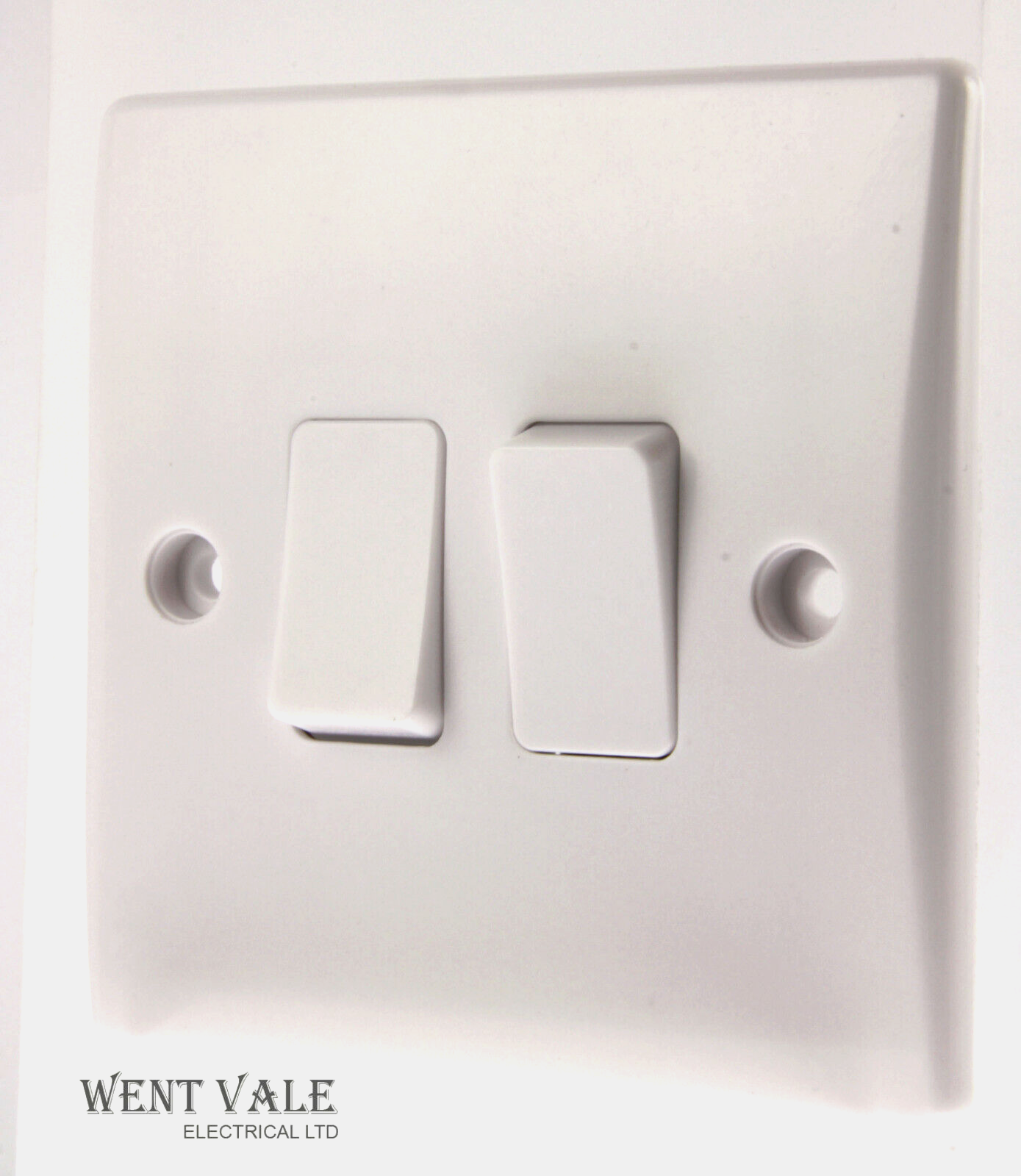 Schneider Ultimate Slimline - GU1022 - Moulded 16a Two Gang Two Way Switch New