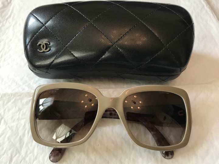 Authentic CHANEL Silver CC Logo Sunglasses Used from Japan F