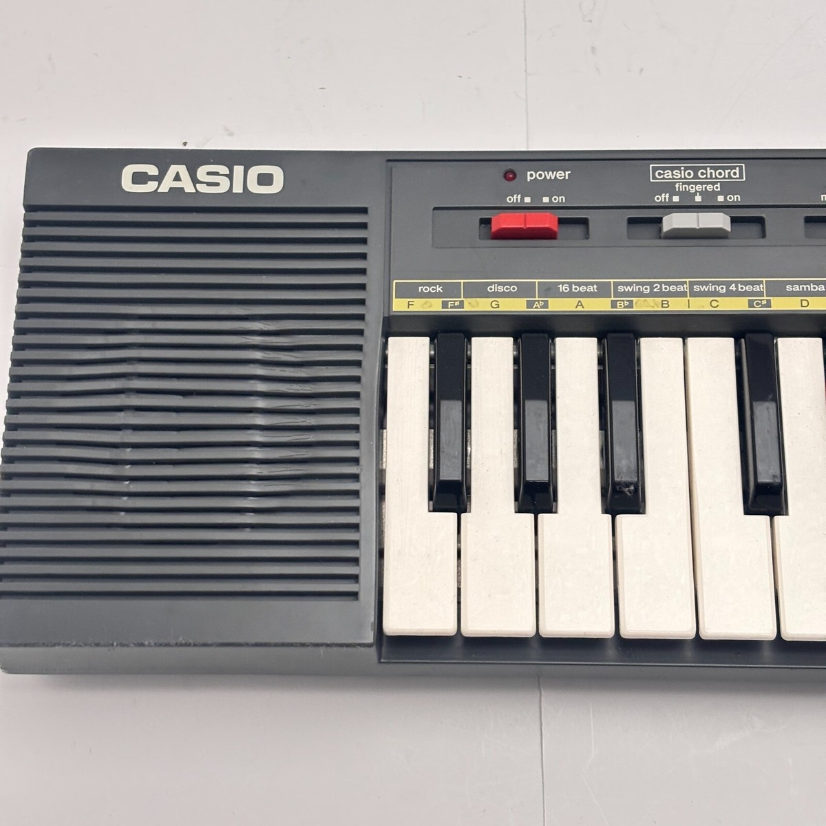 Casio MT-55 Casiotone 44-Key Mini Synthesizer - Electronic