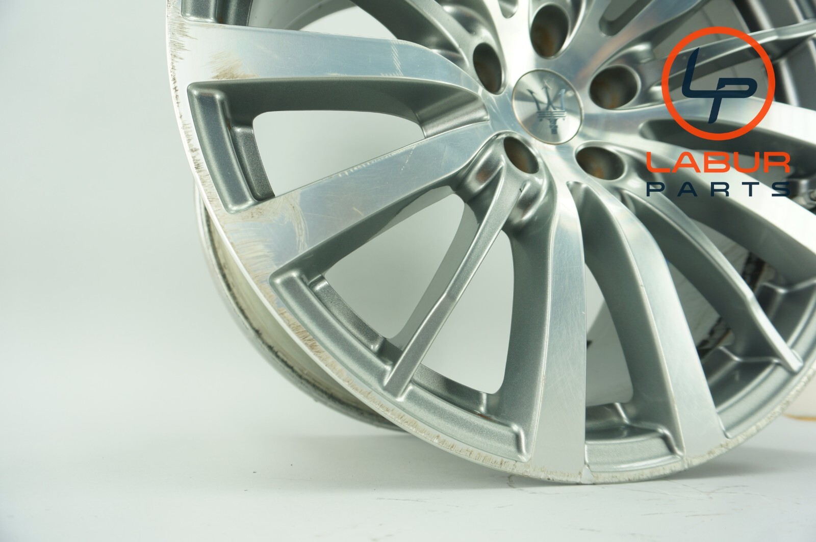 M157 14-20 Maserati Ghibli 19" Rear Left or Right Wheel Rim 10Jx19H2 ET40 W940