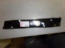 NEW Oregon 92-105 John Deere Stens Rotary Lawn Mower Blade 17.0" .675 Center