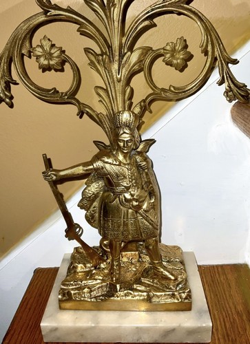 Antik 2 Indianer Messing Girandolen 3 Kerzenständer mit Marmorsockel - Bild 11 von 19
