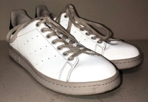 stan smith green laces