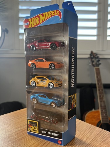 2022 Hot Wheels Night Burnerz 5-pack - Picture 2 of 3