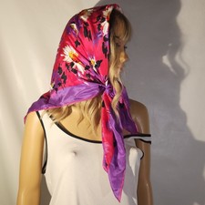 Vintage Oscar De la Renta Designer Silk Scarf Purple Floral Pink Daisies 30"x30"