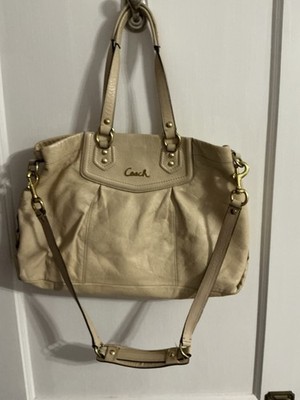 Coach | Vintage Ashley Cream Leather Caryall Top Handle Crossbody