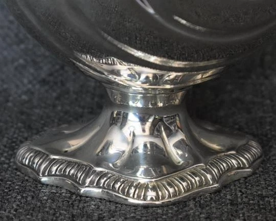 ANTIGUO BARCO SALSA PEDESTAL ROCOCÓ GEORGE III PLATA ESTERLINA INGLESA 1768 Foto 3 de 4