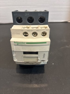 Original Schneider LC1D32G7 Contactor . NOS