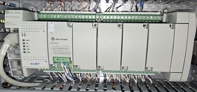 Allen-Bradley Micro850 PLC 2080-LC50-48QBB w/ I/O Modules Ethernet Tested