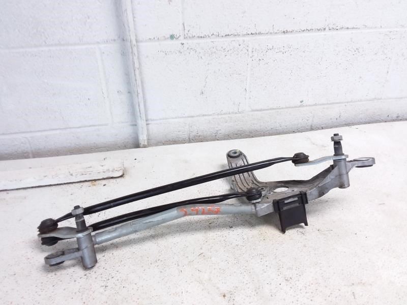 2020 MASERATI GHIBLI OEM Wiper Transmission 1010549