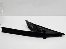 2017 - 2020 BMW 430I F32 FRONT LEFT DRIVER SIDE DOOR WINDOW RUN CHANNEL SEAL OEM