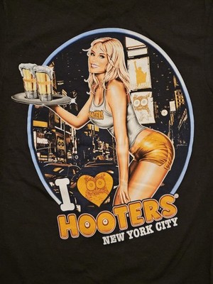 Hooters New York City T-Shirt Delta Pro Weight Tee Shirt  Size S Pinup
