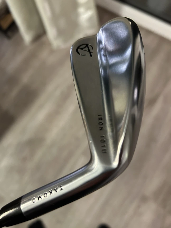 Takomo 101U 2er Driving Iron 18 Grad Herren RH  X Stiff